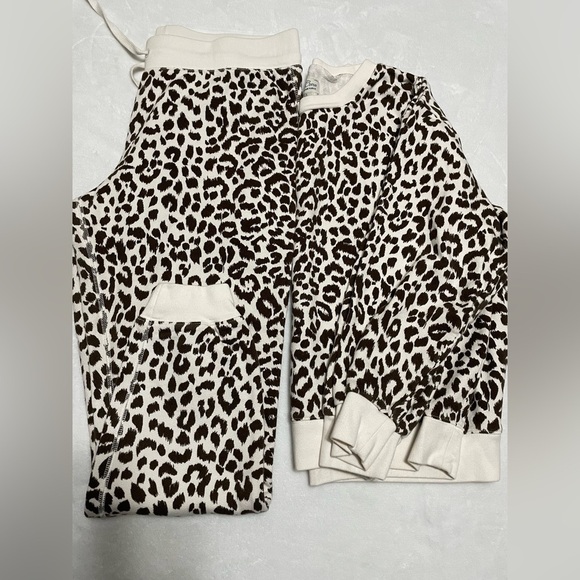 (Set) J.Crew leopard print terry cloth cotton pullover crewneck and jogger pants - Picture 1 of 10